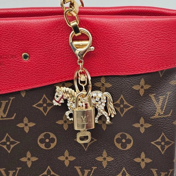 Louis Vuitton Accessories - Authentic Louis Vuitton Padlock Gold 🔒 Key Set + Unbranded Keychain Charm